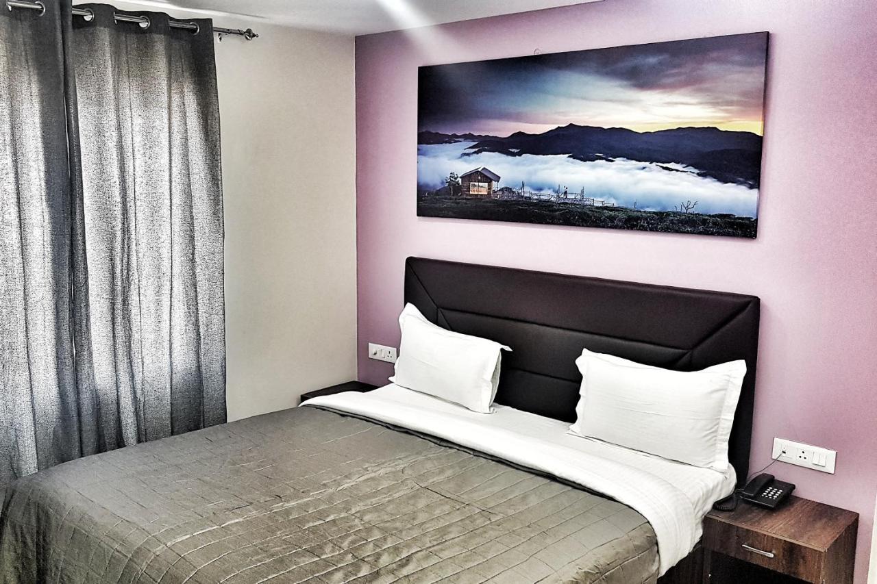 Hotel Aerocity Purple Orchid New Delhi Luaran gambar