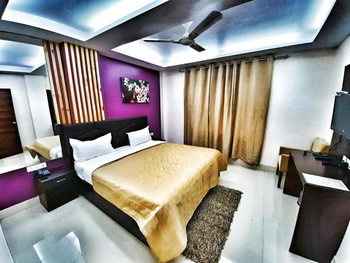Hotel Aerocity Purple Orchid New Delhi Luaran gambar