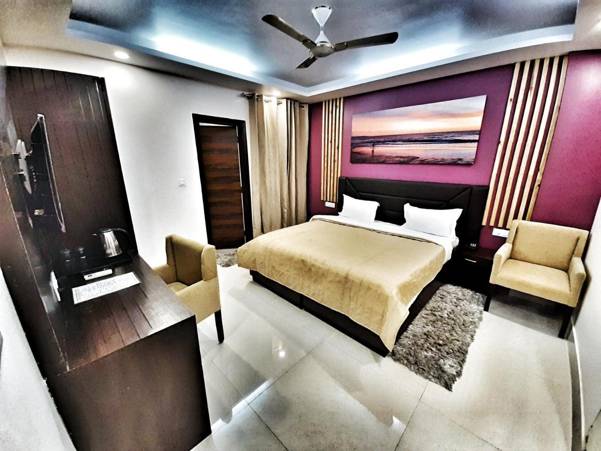 Hotel Aerocity Purple Orchid New Delhi Luaran gambar