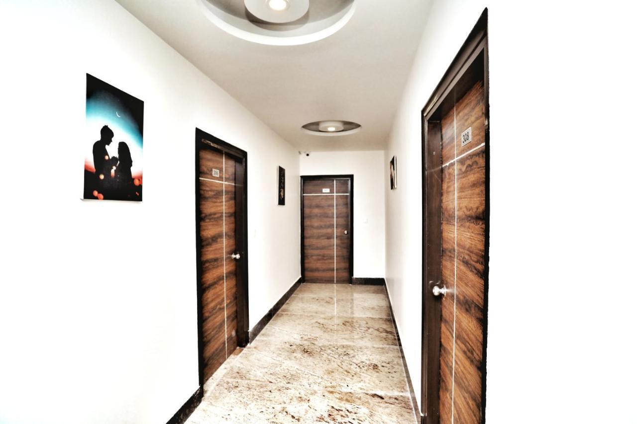 Hotel Aerocity Purple Orchid New Delhi Luaran gambar
